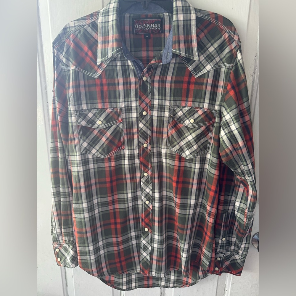 Rock & Roll Men's Red and Green Plaid Casual Shirt